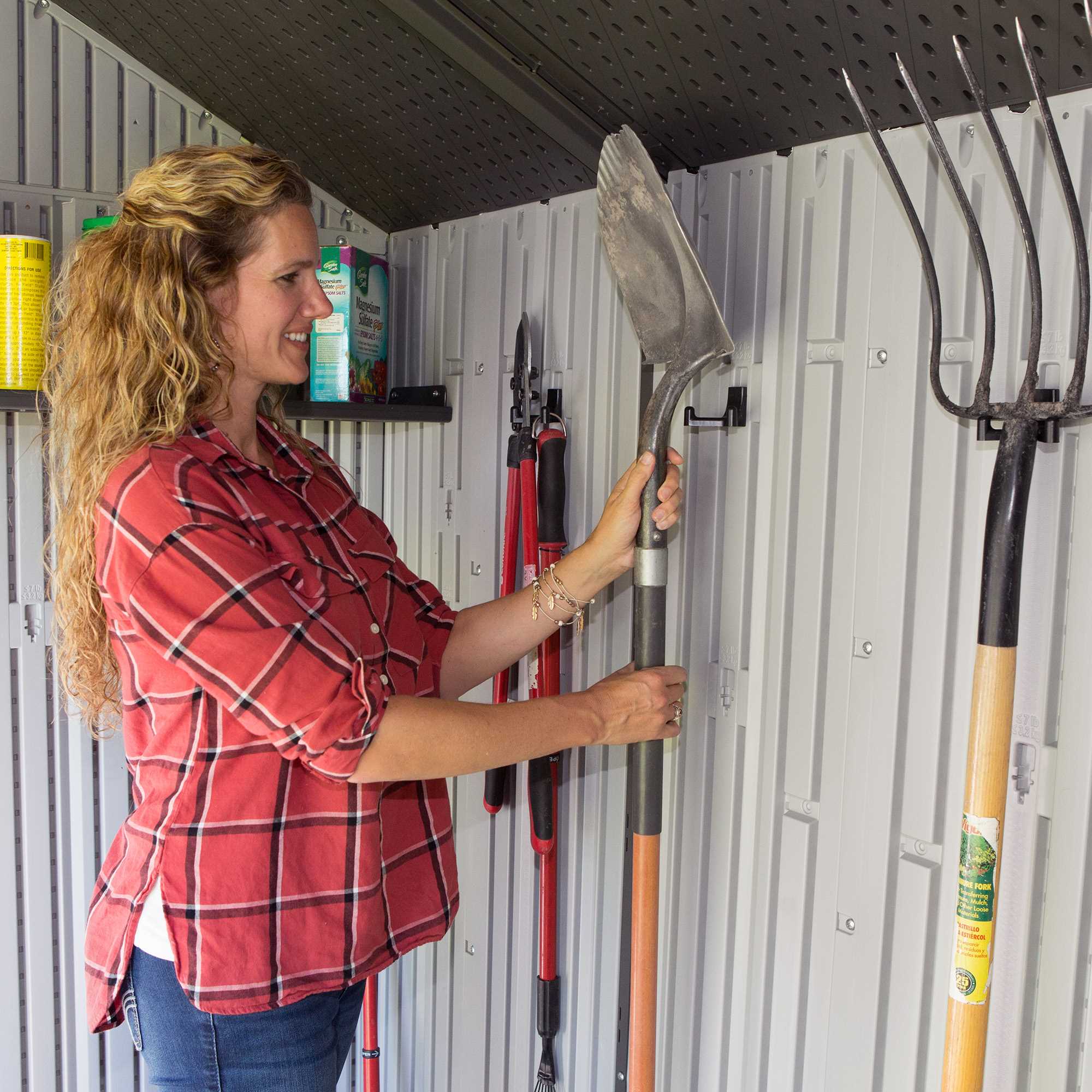 Lifetime 10 Ft. X 8 Ft. Outdoor Storage Shed – 60243 detail